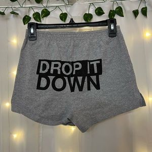 Whiz Khalifa tour concert “drop it down” booty soffe shorts